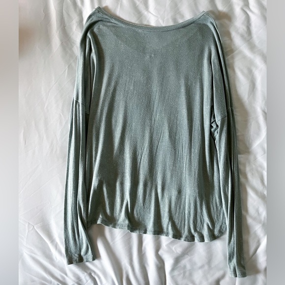 American Eagle Me to We Pale Green Long Sleeve Top Size Small - Picture 5 of 7